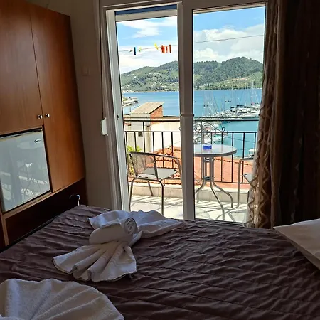 Otel Babis İskados