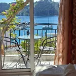 Babis 2* Skiathos
