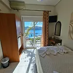 Babis 2* Skiathos