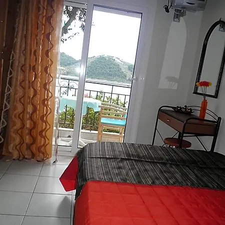 Babis Hotel 2*