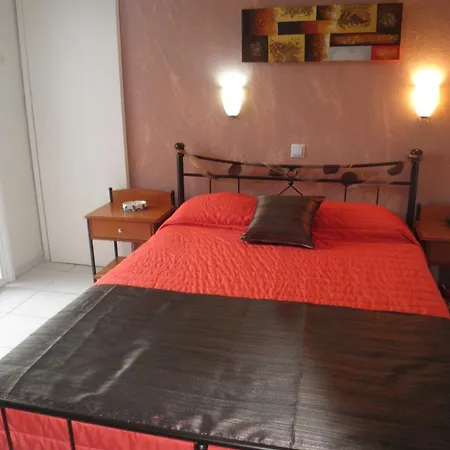 Babis Hotel 2*
