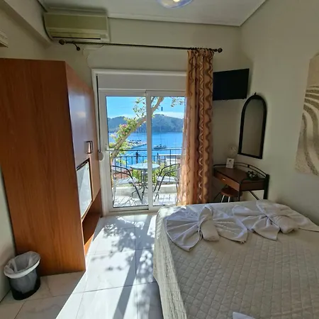 Babis 2* Skiathos-stad