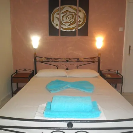 バビス ホテル 2*